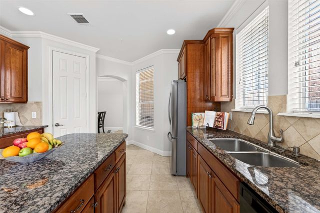 4440 Jardin Street, Irving, TX 75038