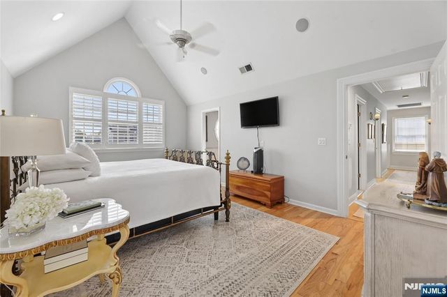 599 Oak Avenue, Saddle Brook, NJ 07663