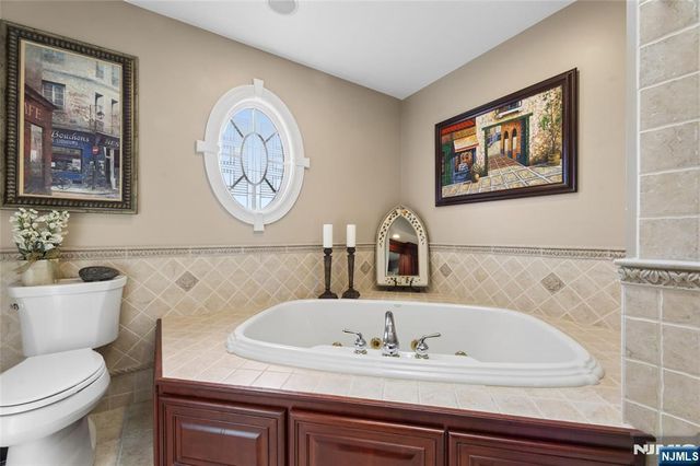 599 Oak Avenue, Saddle Brook, NJ 07663