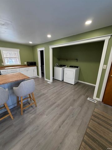 17613 10B Road, Plymouth, IN 46563