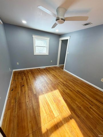 17613 10B Road, Plymouth, IN 46563