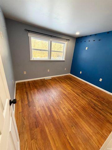 17613 10B Road, Plymouth, IN 46563