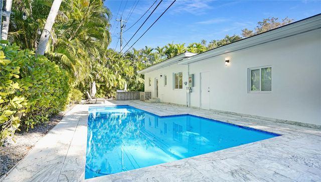 711 Sunset Rd 711, Coral Gables, FL 33143