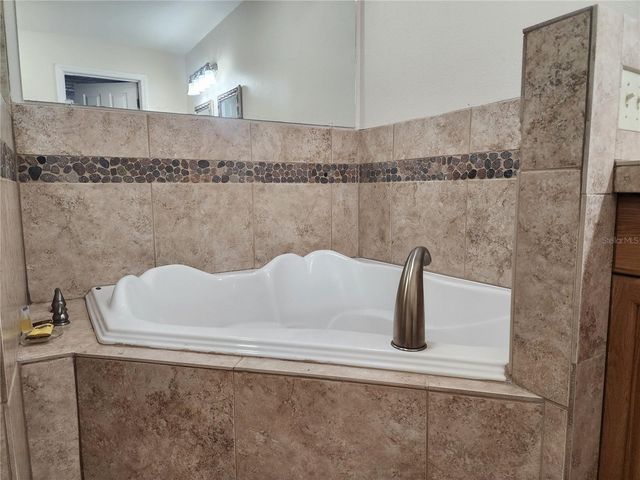 415 OAK HAVEN DRIVE, Altamonte Springs, FL 32701