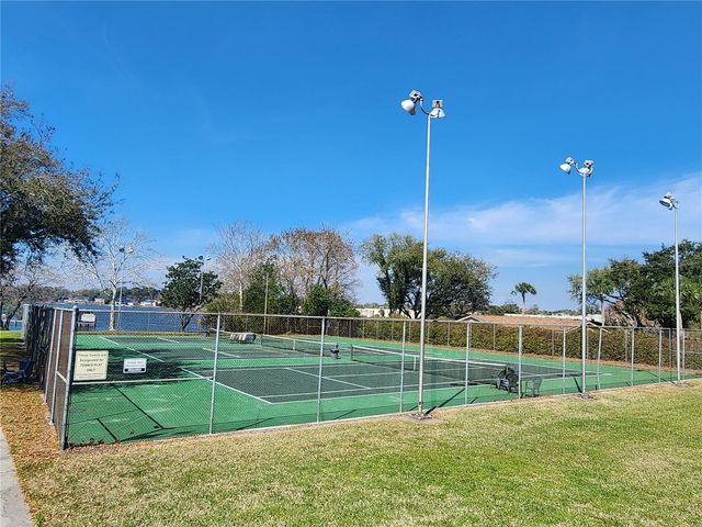 415 OAK HAVEN DRIVE, Altamonte Springs, FL 32701