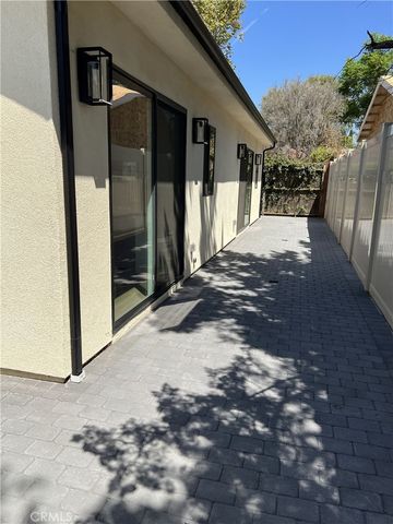 12243 Califa Street, Valley Village, CA 91607