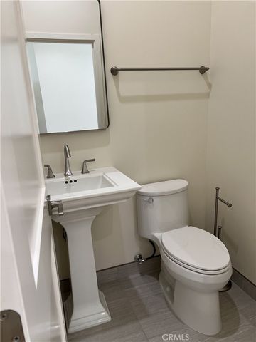 12243 Califa Street, Valley Village, CA 91607