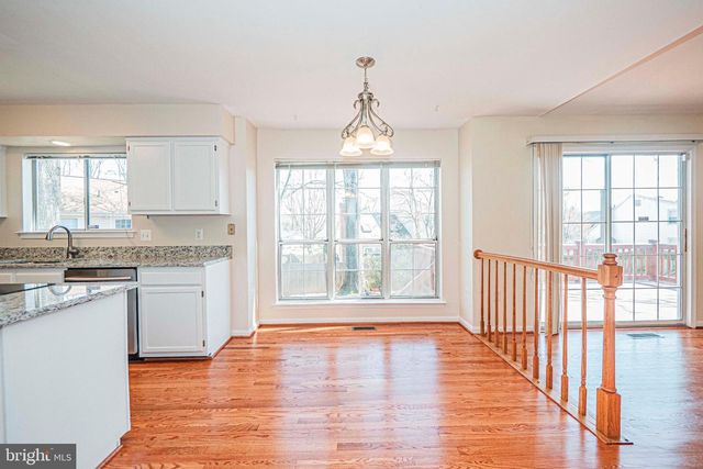 14713 STRATFORD DR, Woodbridge, VA 22193