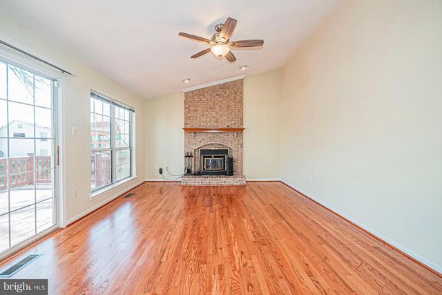 14713 STRATFORD DR, Woodbridge, VA 22193