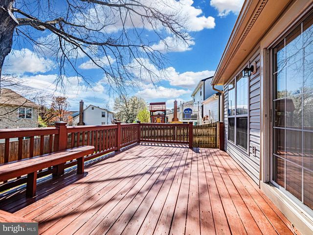 14713 STRATFORD DR, Woodbridge, VA 22193