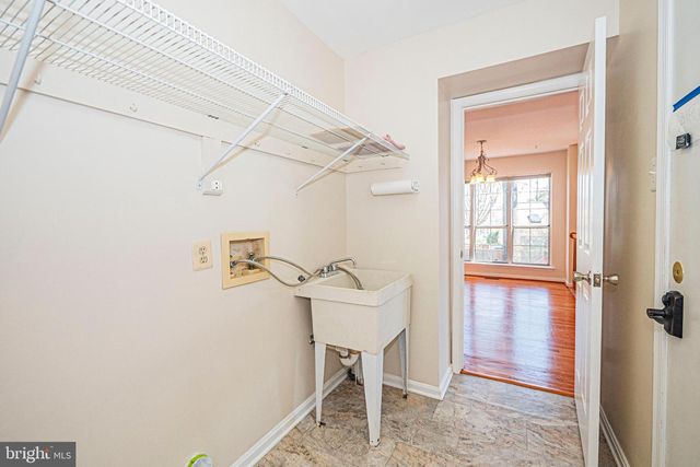 14713 STRATFORD DR, Woodbridge, VA 22193