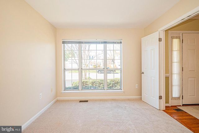 14713 STRATFORD DR, Woodbridge, VA 22193