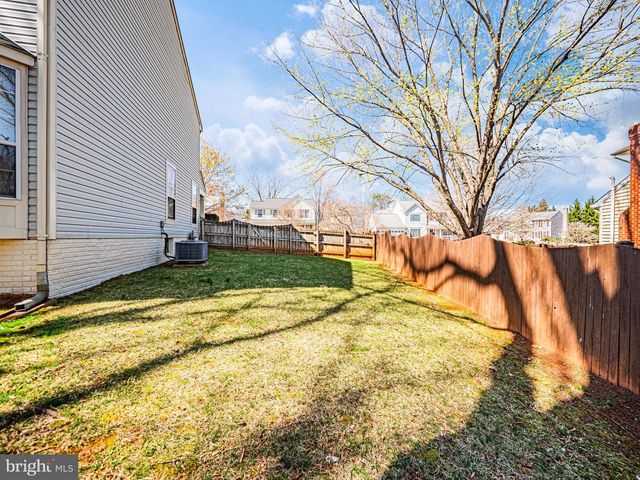 14713 STRATFORD DR, Woodbridge, VA 22193