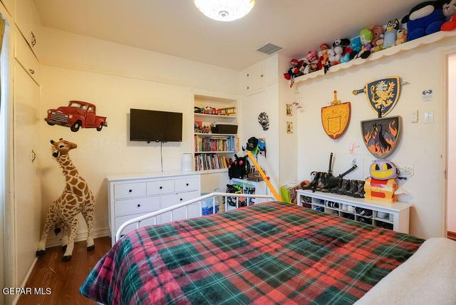 4536 TROWBRIDGE Drive, El Paso, TX 79903