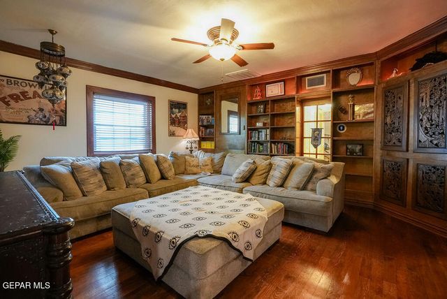 4536 TROWBRIDGE Drive, El Paso, TX 79903