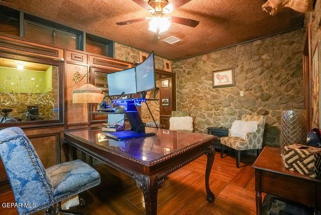 4536 TROWBRIDGE Drive, El Paso, TX 79903