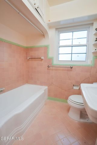 4536 TROWBRIDGE Drive, El Paso, TX 79903