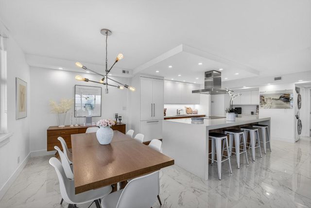 5440 N Ocean Drive Ph-206, Singer Island, FL 33404