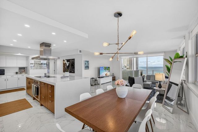 5440 N Ocean Drive Ph-206, Singer Island, FL 33404