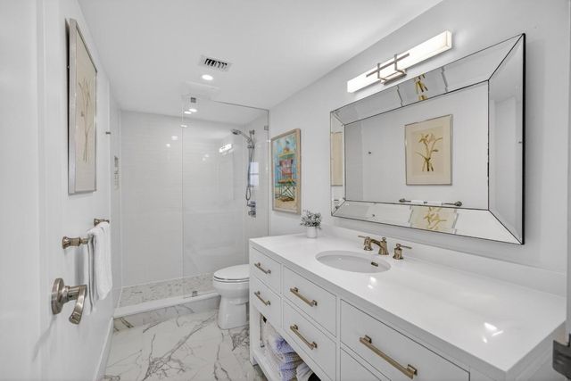 5440 N Ocean Drive Ph-206, Singer Island, FL 33404