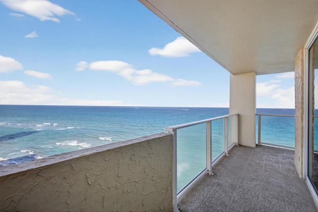 5440 N Ocean Drive Ph-206, Singer Island, FL 33404