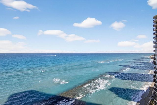 5440 N Ocean Drive Ph-206, Singer Island, FL 33404