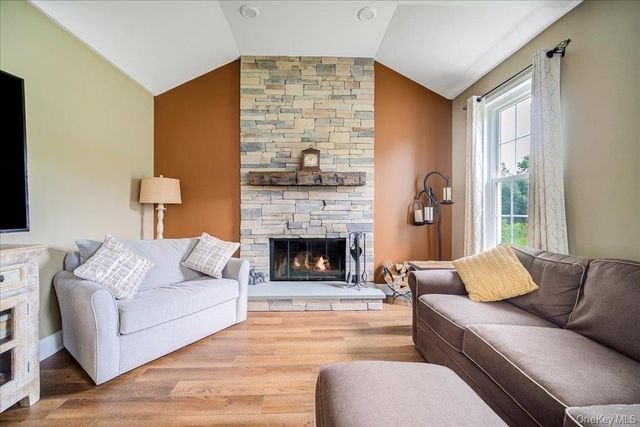 317 Arcadia Road, Goshen, NY 10924