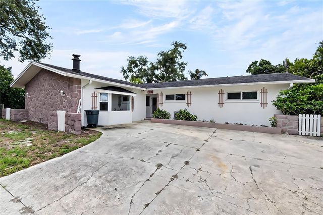 1900 STANTON AVE, Largo, FL 33770
