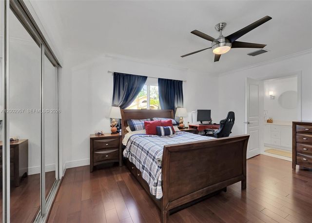 6134 SW 28th St, Miami, FL 33155