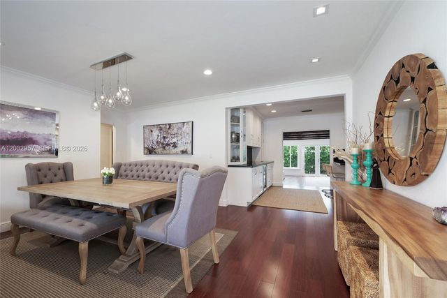 6134 SW 28th St, Miami, FL 33155