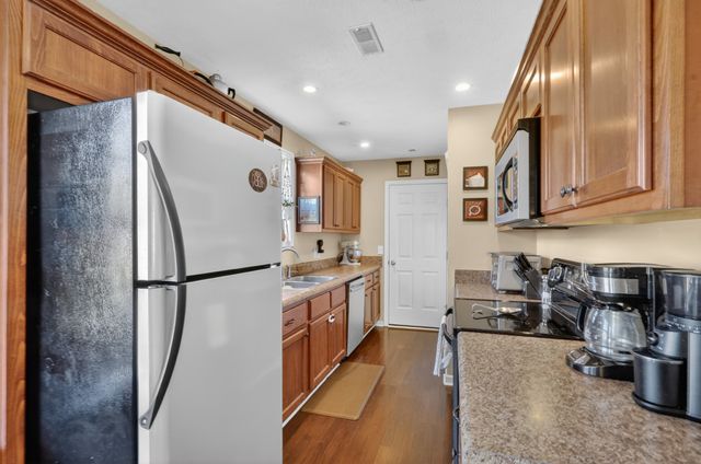 308 Preakness Cir, Pleasant View, TN 37146