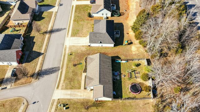 308 Preakness Cir, Pleasant View, TN 37146