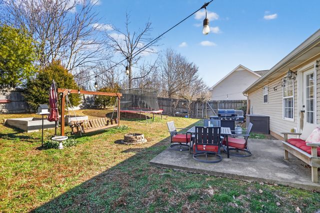 308 Preakness Cir, Pleasant View, TN 37146