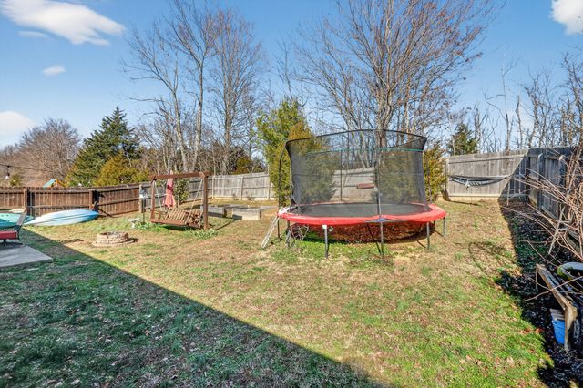 308 Preakness Cir, Pleasant View, TN 37146