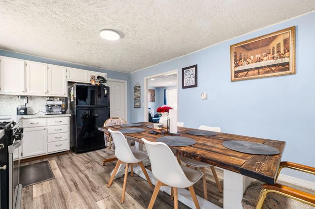 400 W Myrtle Street, Monett, MO 65708