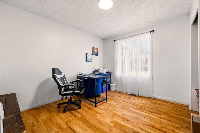 400 W Myrtle Street, Monett, MO 65708