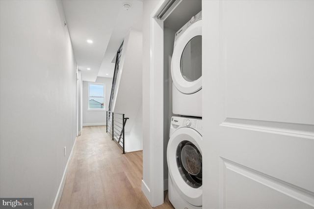 214 W CUMBERLAND ST, Philadelphia, PA 19133