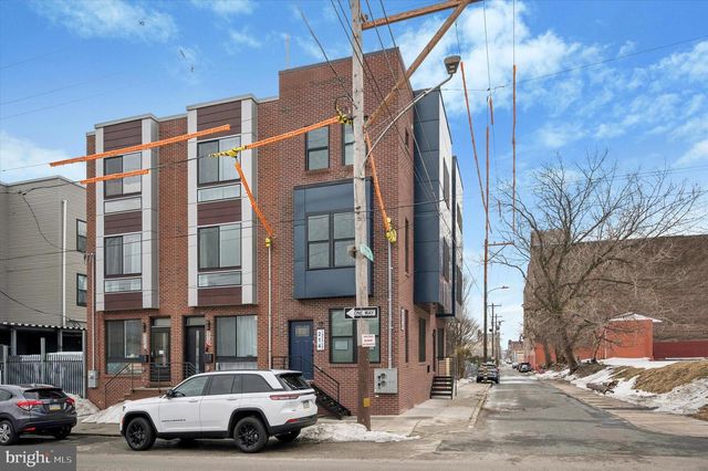 214 W CUMBERLAND ST, Philadelphia, PA 19133