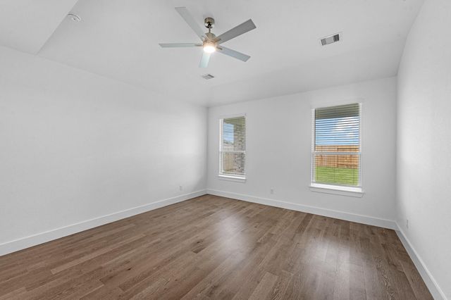 616 Juniper Heights Lane, Waller, TX 77484