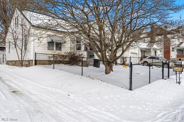 1611 Lawrence Street, Parkersburg, WV 26101