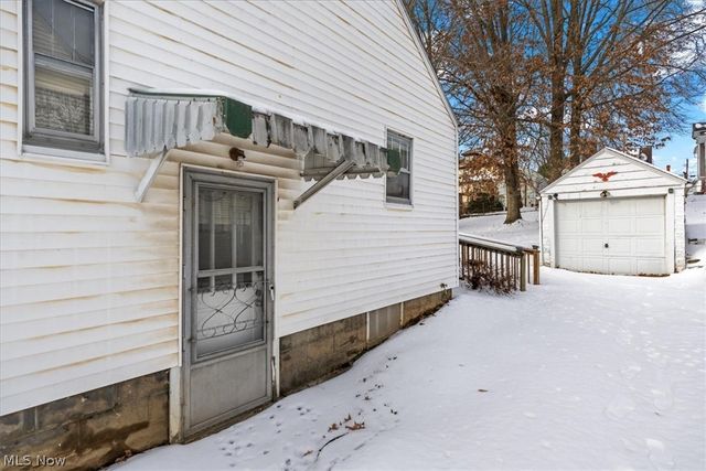 1611 Lawrence Street, Parkersburg, WV 26101