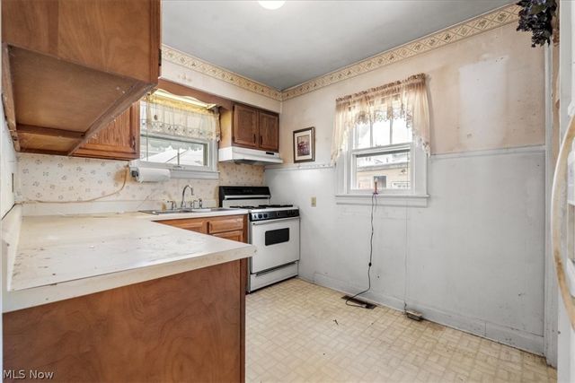 1611 Lawrence Street, Parkersburg, WV 26101