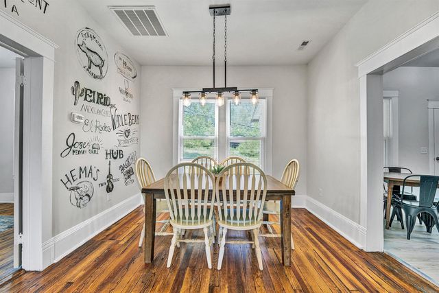 26 Barfoot LN, Rocky Mount, VA 24151