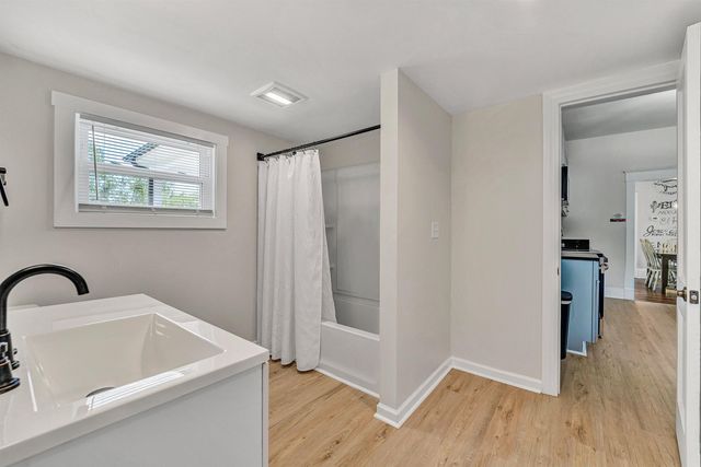 26 Barfoot LN, Rocky Mount, VA 24151
