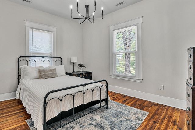 26 Barfoot LN, Rocky Mount, VA 24151