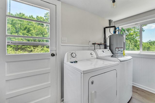 26 Barfoot LN, Rocky Mount, VA 24151