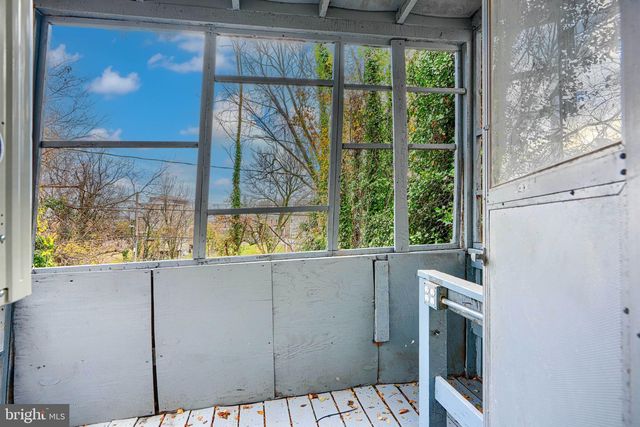 2515 OSWEGO AVE, Baltimore, MD 21215