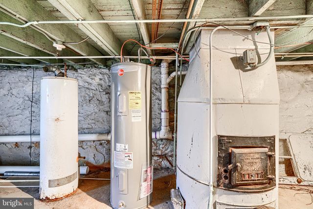 2515 OSWEGO AVE, Baltimore, MD 21215