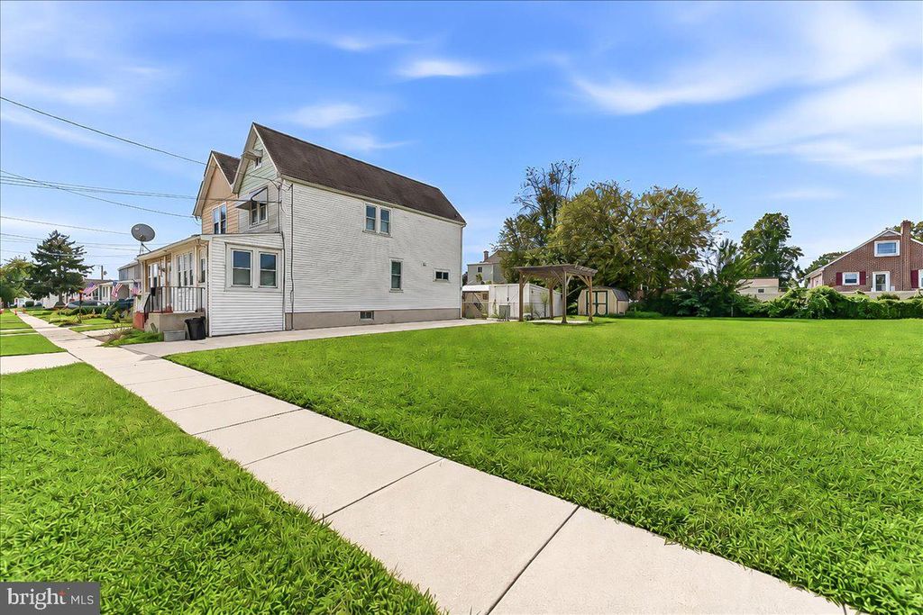 234 ERICKSON AVE, ESSINGTON, PA 19029 — photo 2