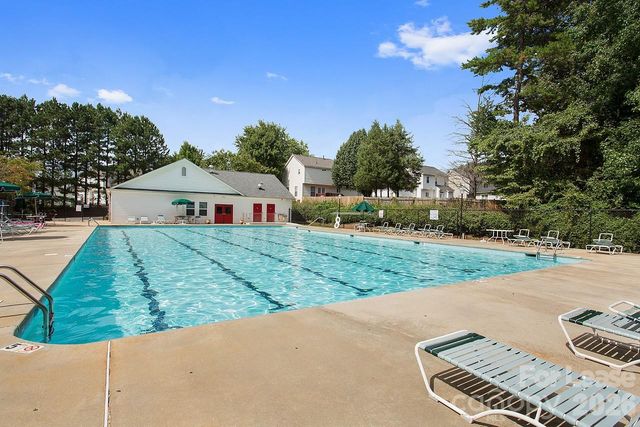 5237 Timbertop Lane, Charlotte, NC 28215